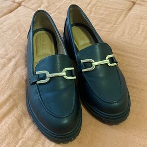 Black women’s loafers